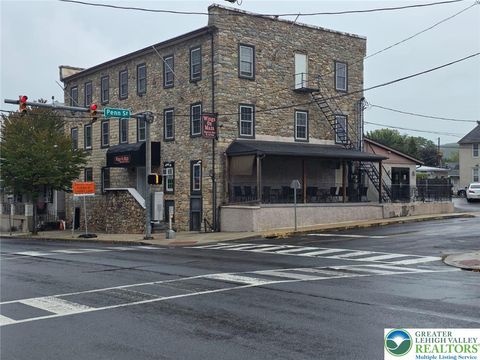 Photo of 605 Main Street, Hellertown Boro, PA 18055 (MLS # 764546) Photo of 605 Main Street, Hellertown Boro, PA 18055 (MLS # 764546)