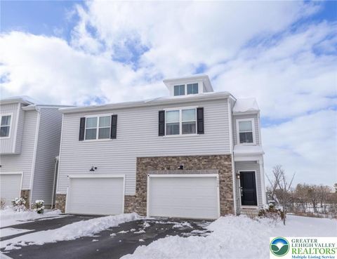 Photo of 7536 Clayton Avenue, Coopersburg Boro, PA 18036 (MLS # 770768)