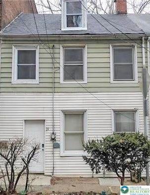 Townhouse For Sale - 39 N Delaware Drive<br/> Northampton County, Easton, PA 18042