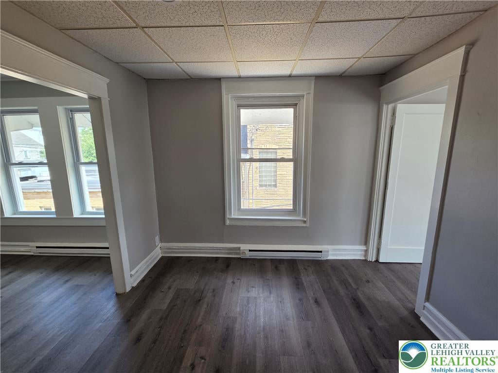 926 W Walnut Street 8