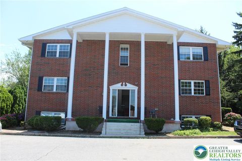 Photo of 2280 Linden Street #2S, Bethlehem, PA 18017 (MLS # 772470)