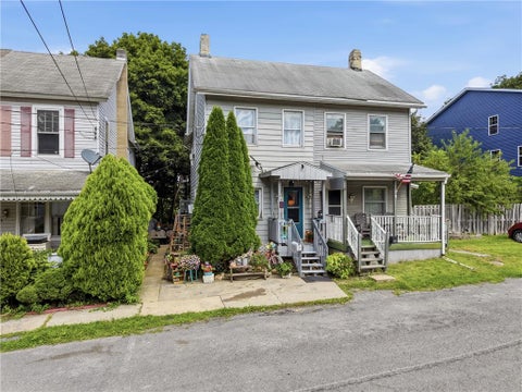 Photo for 439 S Walnut Street