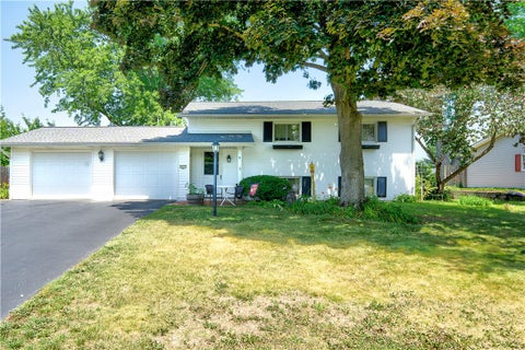 Homes For Sale - 4487 Glasgow Street<br/> Upper Saucon Twp, PA 18034