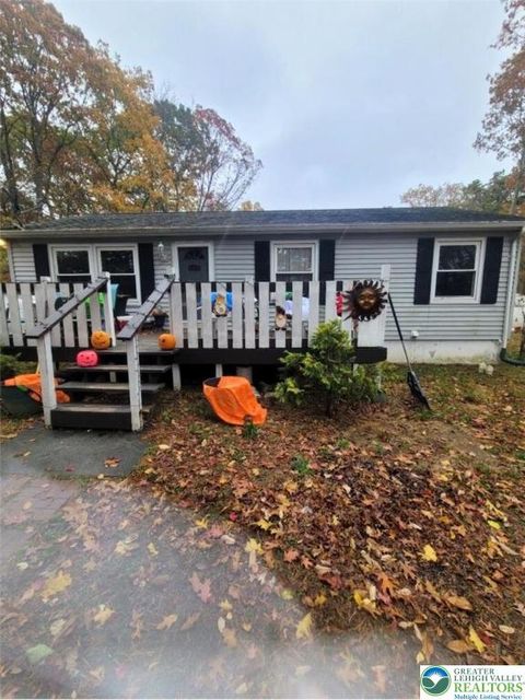 Photo of 248 Well Road, Greeley, PA 18425 (MLS # 767304) Photo of 248 Well Road, Greeley, PA 18425 (MLS # 767304)