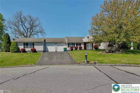 Photo of 3 Dusty Road, Palmer Twp, PA 18045 (MLS # 778180)