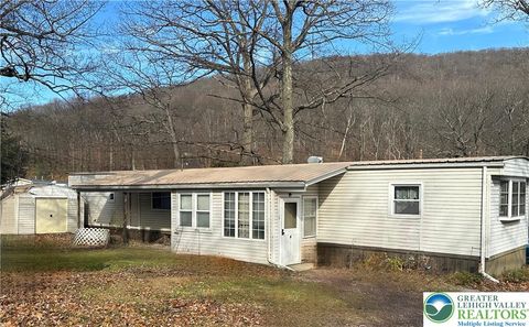 Photo of 6 Indian Trail, Wind Gap Boro, PA 18091 (MLS # 768497)