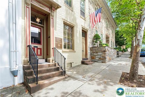 Photo of 72 W Market Street, Bethlehem, PA 18018 (MLS # 761923) Photo of 72 W Market Street, Bethlehem, PA 18018 (MLS # 761923)