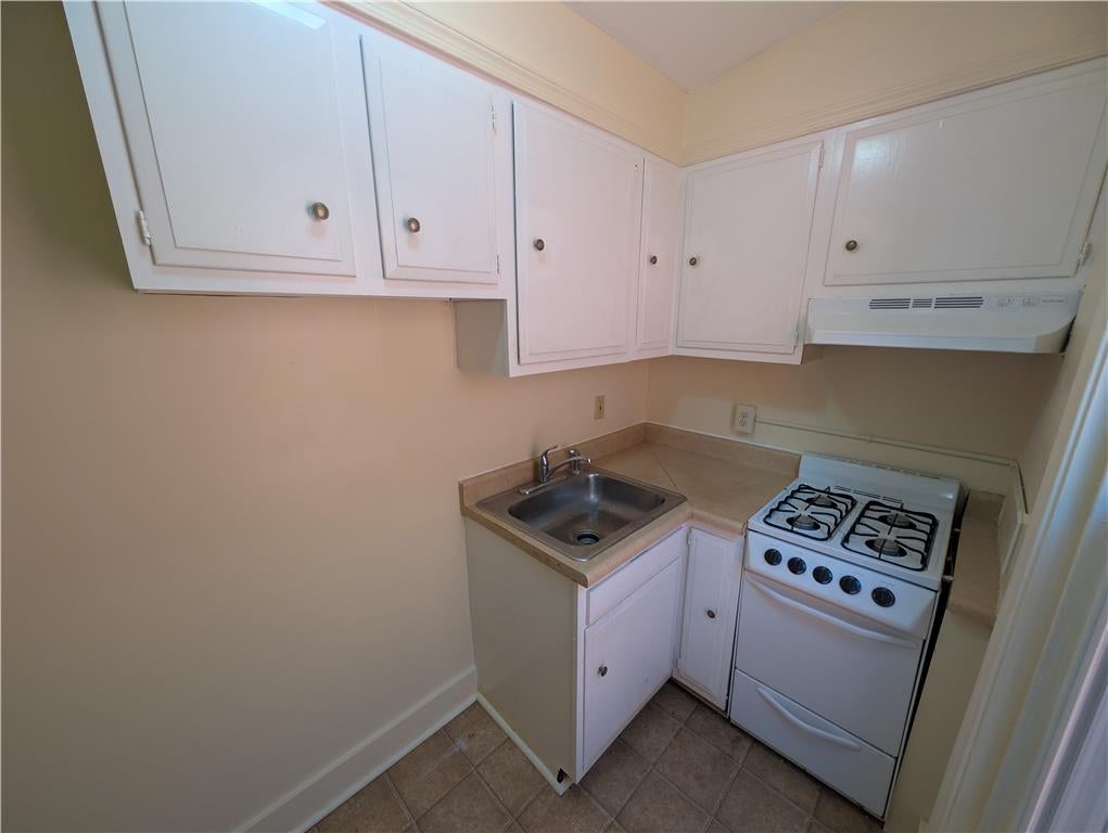 635 Linden Street Apt 2