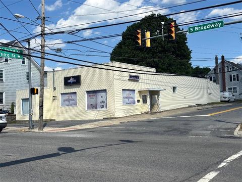 Photo of 533 S Broadway, Wind Gap Boro, PA 18091 (MLS # 777888)