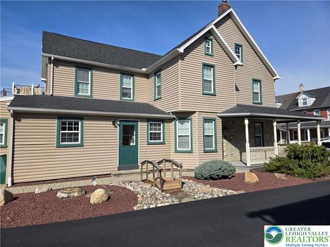Photo of 40 Evergreen Street #B, Nazareth Boro, PA 18064 (MLS # 778011)