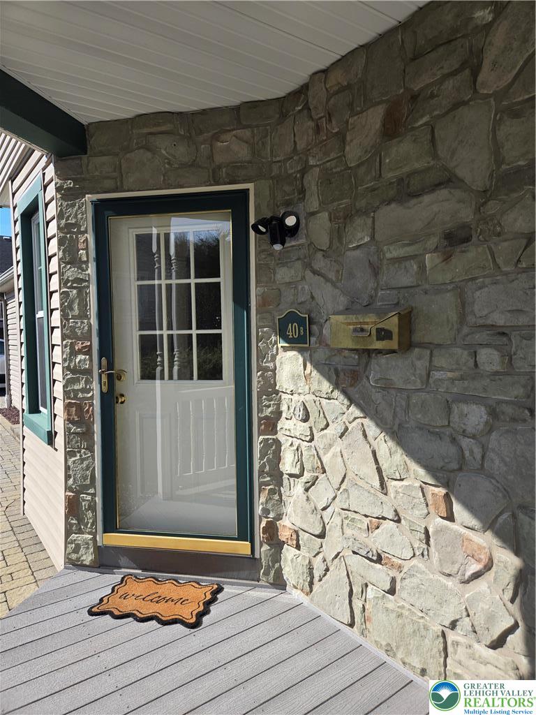 40 Evergreen Street B