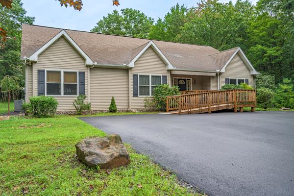 33 Bear Lane