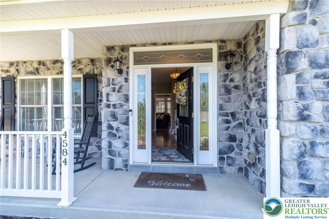4584 Shadowstone Drive