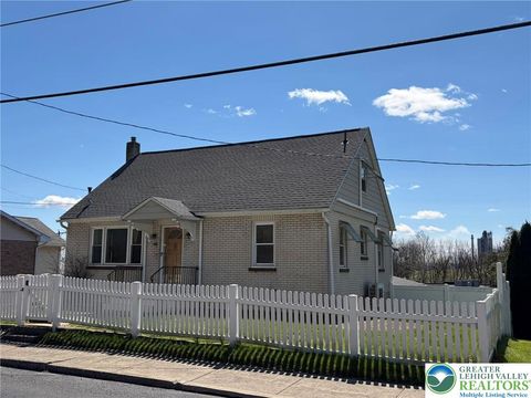 Photo of 424 Main Street, Bath Boro, PA 18014 (MLS # 774652)