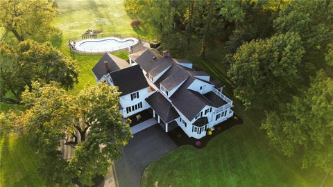 Photo for 3000 Kreidersville Road