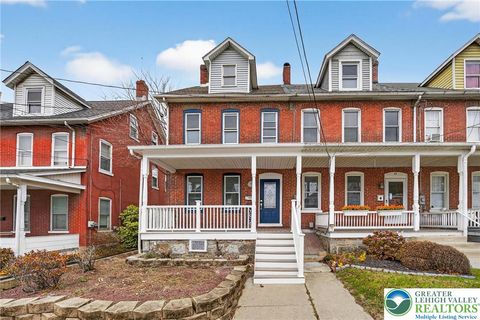 Photo of 43 Evergreen Street, Nazareth Boro, PA 18064 (MLS # 770635)