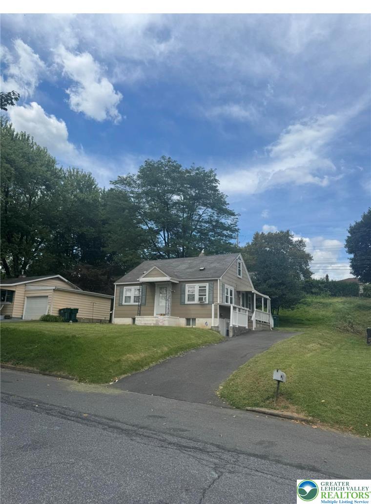 2655 Eldridge Avenue