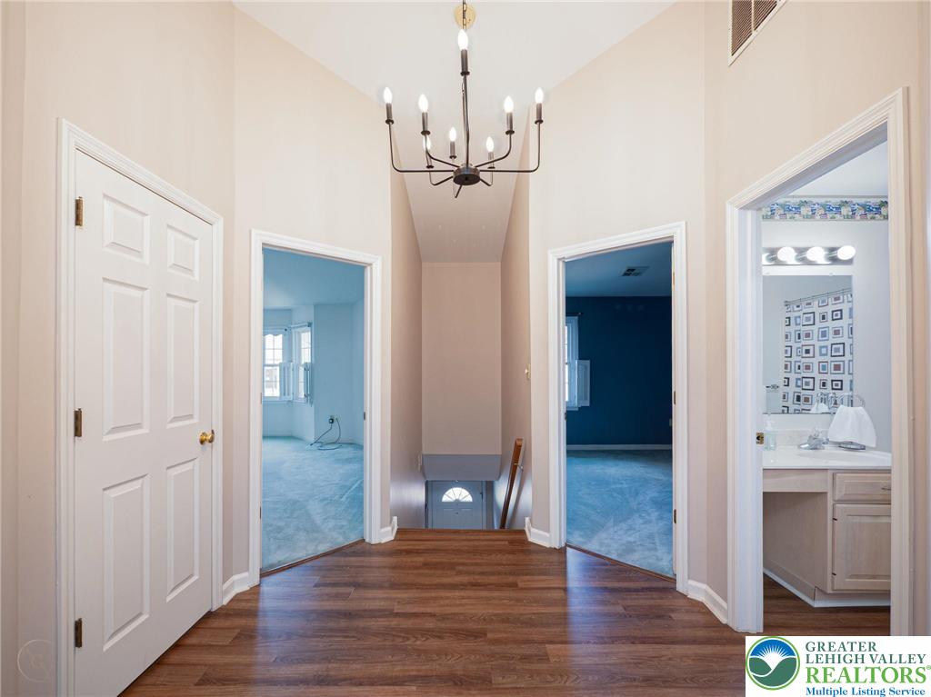 Muhlenberg Twp, Pennsylvania 19605, United States, 2 Bedrooms Bedrooms, ,2 BathroomsBathrooms,Residential,Active,244318