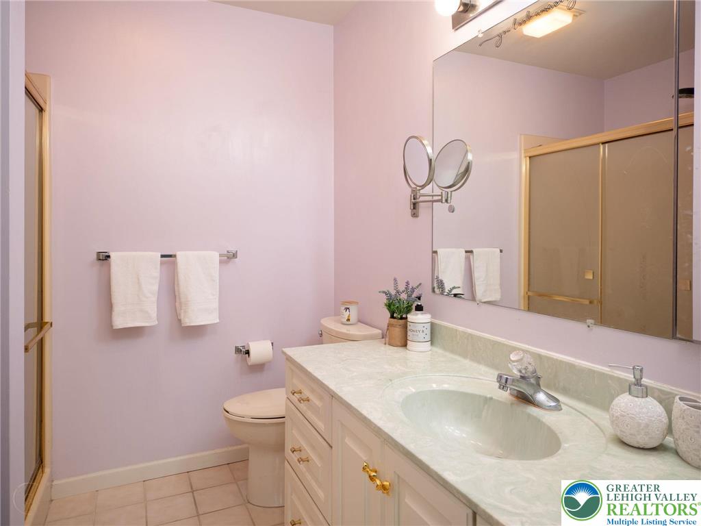 Muhlenberg Twp, Pennsylvania 19605, United States, 2 Bedrooms Bedrooms, ,2 BathroomsBathrooms,Residential,Active,244318