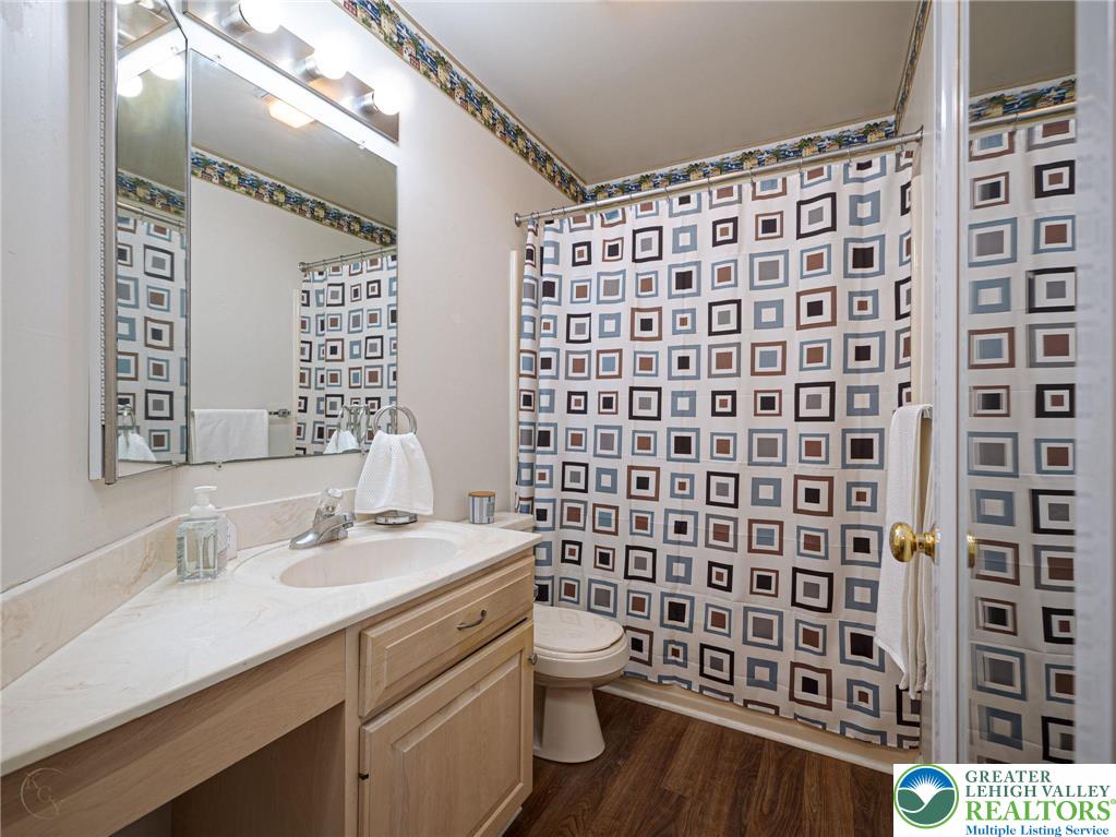 Muhlenberg Twp, Pennsylvania 19605, United States, 2 Bedrooms Bedrooms, ,2 BathroomsBathrooms,Residential,Active,244318