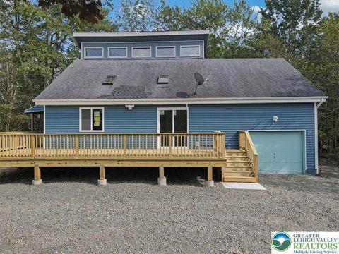 Photo of 3197 Carobeth Drive, Coolbaugh Twp, PA 18466 (MLS # 762473) Photo of 3197 Carobeth Drive, Coolbaugh Twp, PA 18466 (MLS # 762473)