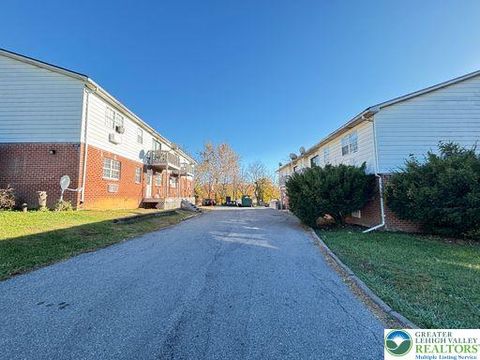 Photo of 820 Susquehanna #7, Allentown, PA 18103 (MLS # 768720)