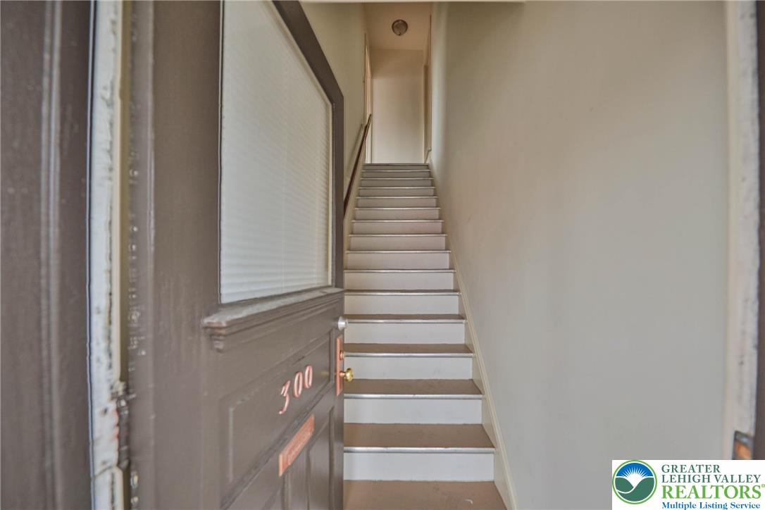 300 Locust Street