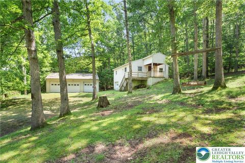 Photo of 233 Congo Niantic Road, Douglass Twp, PA 19504 (MLS # 760978) Photo of 233 Congo Niantic Road, Douglass Twp, PA 19504 (MLS # 760978)
