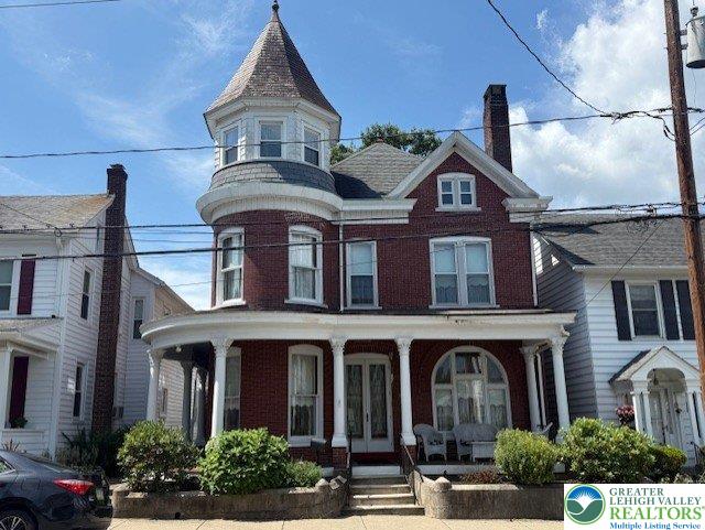 Slatington Boro, Pennsylvania 18080, United States, 5 Bedrooms Bedrooms, ,1 BathroomBathrooms,Residential,Active,192409