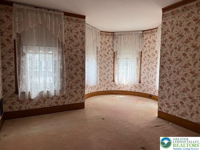 Slatington Boro, Pennsylvania 18080, United States, 5 Bedrooms Bedrooms, ,1 BathroomBathrooms,Residential,Active,192409