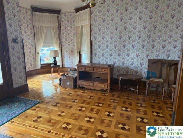 Slatington Boro, Pennsylvania 18080, United States, 5 Bedrooms Bedrooms, ,1 BathroomBathrooms,Residential,Active,192409