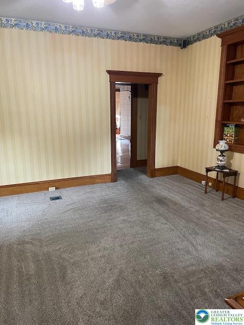 Slatington Boro, Pennsylvania 18080, United States, 5 Bedrooms Bedrooms, ,1 BathroomBathrooms,Residential,Active,192409