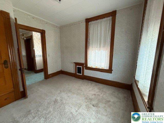 Slatington Boro, Pennsylvania 18080, United States, 5 Bedrooms Bedrooms, ,1 BathroomBathrooms,Residential,Active,192409