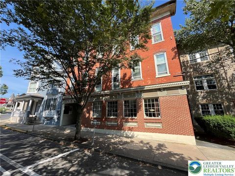 Photo of 23 S Main Street #3, Nazareth Boro, PA 18064 (MLS # 759511) Photo of 23 S Main Street #3, Nazareth Boro, PA 18064 (MLS # 759511)