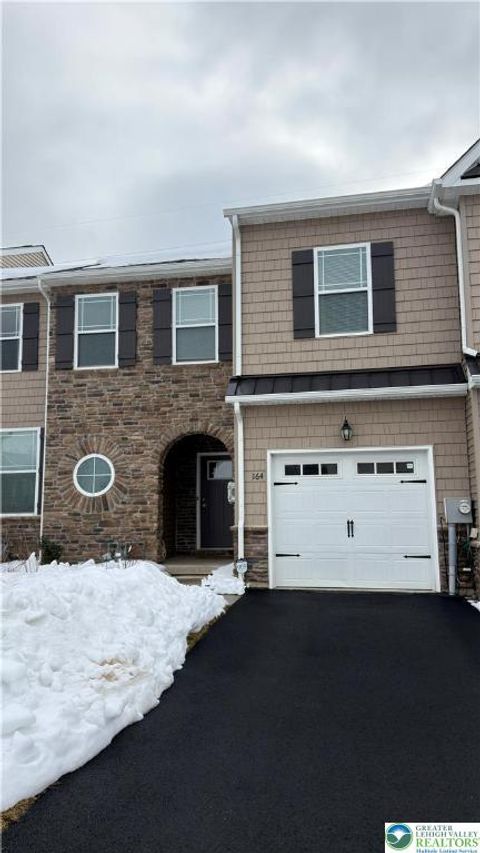 Photo of 164 Maureen Lane, Macungie, PA 18104 (MLS # 771982)