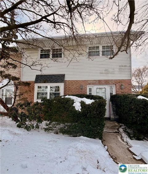 Photo of 52 Willow Street, Macungie Boro, PA 18062 (MLS # 771700)