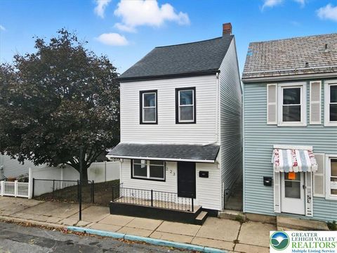Photo of 223 E Union Street, Allentown, PA 18109 (MLS # 766562) Photo of 223 E Union Street, Allentown, PA 18109 (MLS # 766562)