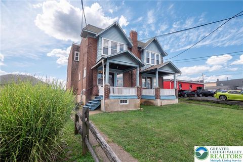 Photo of 1049 25th Street, Palmer Twp, PA 18045 (MLS # 763791) Photo of 1049 25th Street, Palmer Twp, PA 18045 (MLS # 763791)