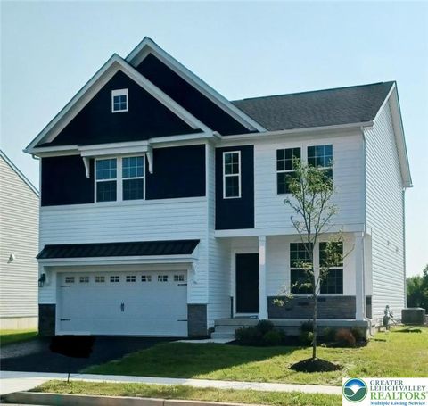 Photo of 125 Winding Road, Forks Twp, PA 18040 (MLS # 770529)