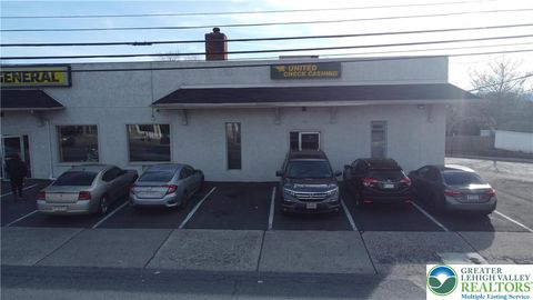 Photo of 1722 Butler Street, Wilson Boro, PA 18042 (MLS # 770377)