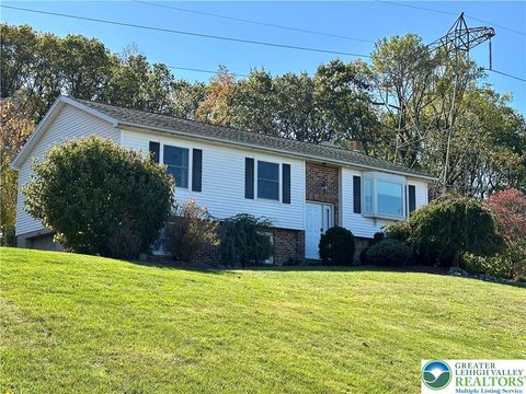 Photo of 6614 Oak Drive, Washington Twp, PA 18080 (MLS # 766727) Photo of 6614 Oak Drive, Washington Twp, PA 18080 (MLS # 766727)