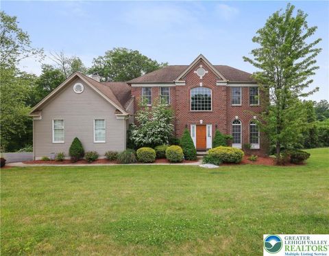 Photo of 638 Stratton Drive, Middle Smithfield Twp, PA 18302 (MLS # 759193) Photo of 638 Stratton Drive, Middle Smithfield Twp, PA 18302 (MLS # 759193)