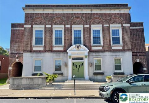 Photo of 147 S 4Th Street #17, Easton, PA 18042 (MLS # 770551)