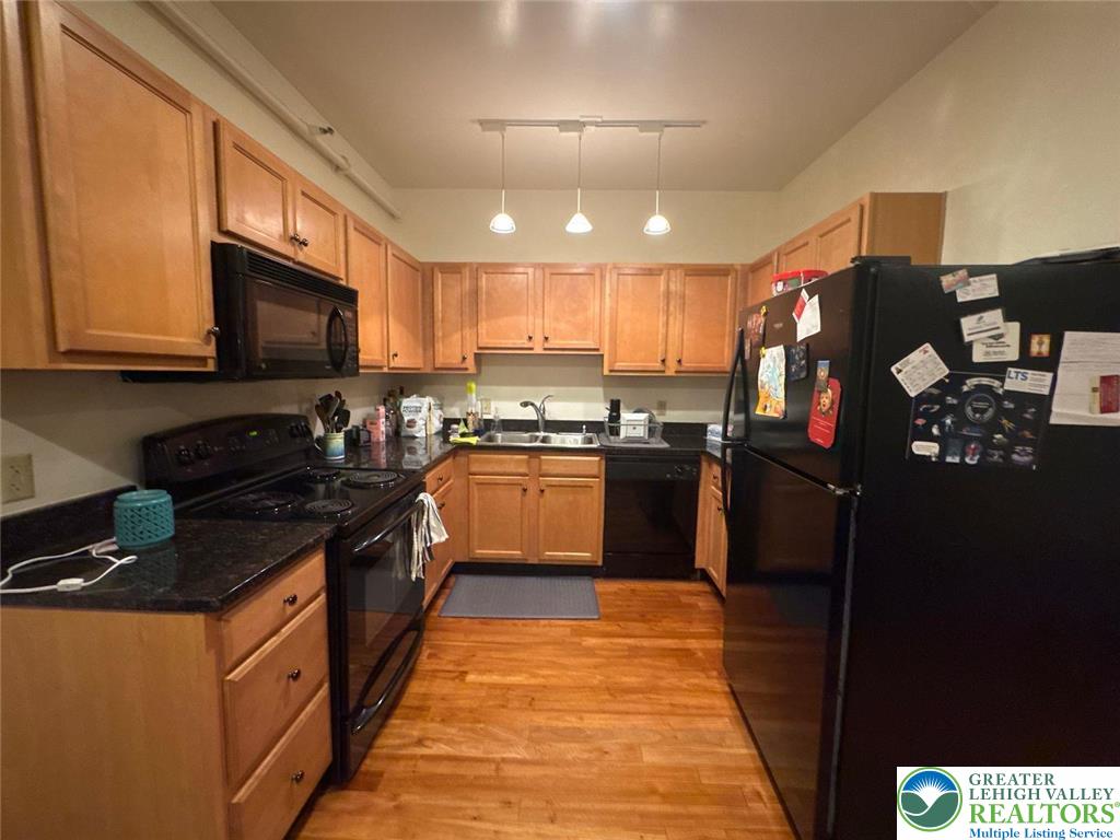 11 W 2nd Street 381