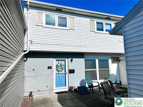 Photo of 85 Covington Place, Catasauqua Boro, PA 18032 (MLS # 762904) Photo of 85 Covington Place, Catasauqua Boro, PA 18032 (MLS # 762904)