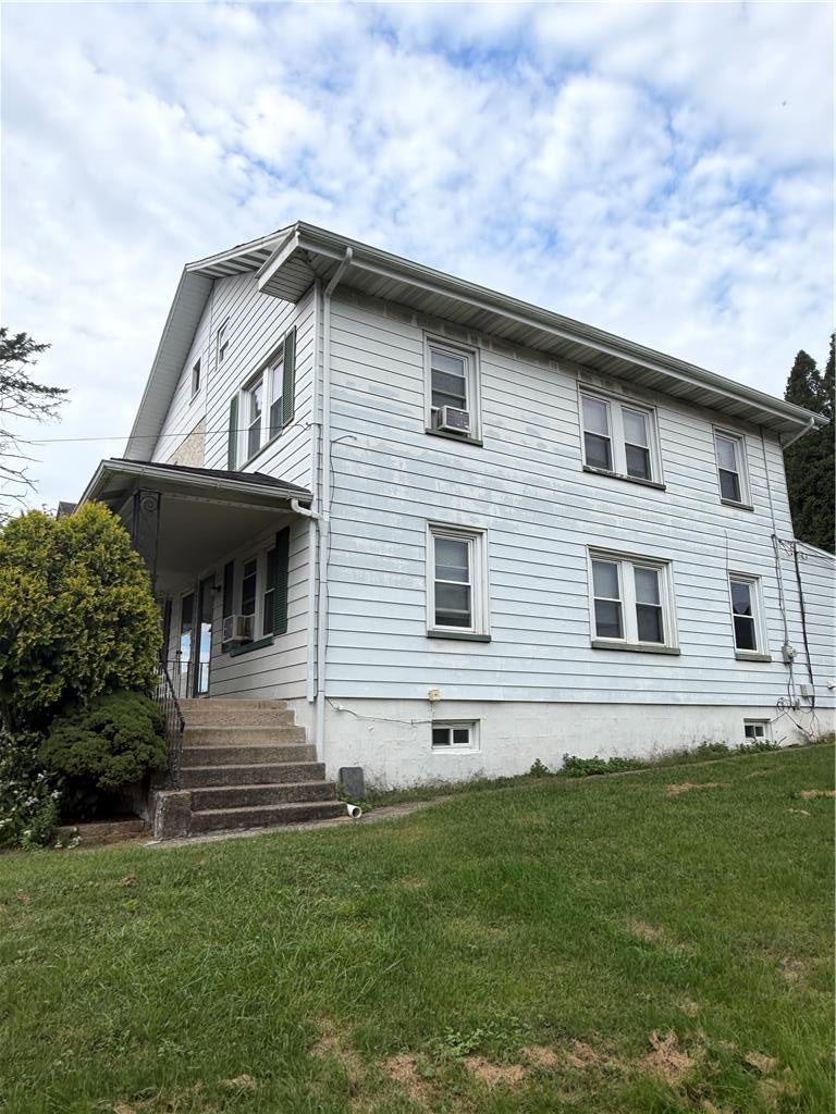 1906 3rd Street