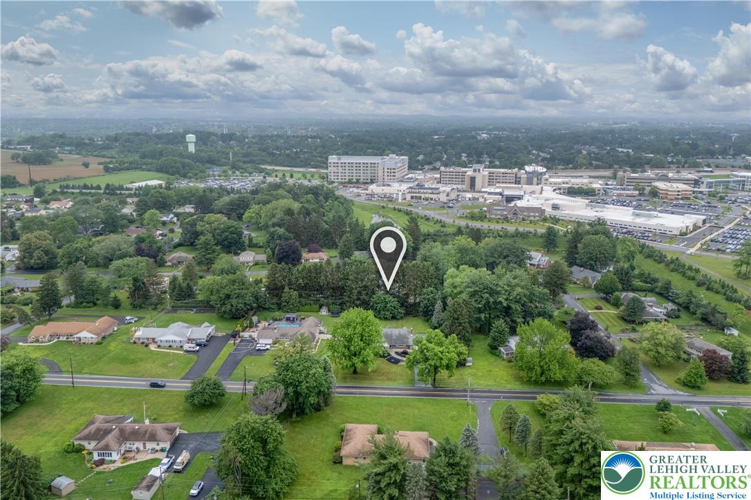 Salisbury Twp, Pennsylvania 18103, United States, 4 Bedrooms Bedrooms, ,3 BathroomsBathrooms,Residential,Pending,156663