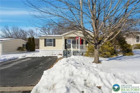 Photo of 4234 Independence Lane, Lehigh Twp, PA 18088 (MLS # 771794)