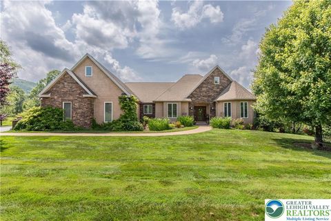 Photo of 61 Mountain Road, PA 18249 (MLS # 765873) Photo of 61 Mountain Road, PA 18249 (MLS # 765873)