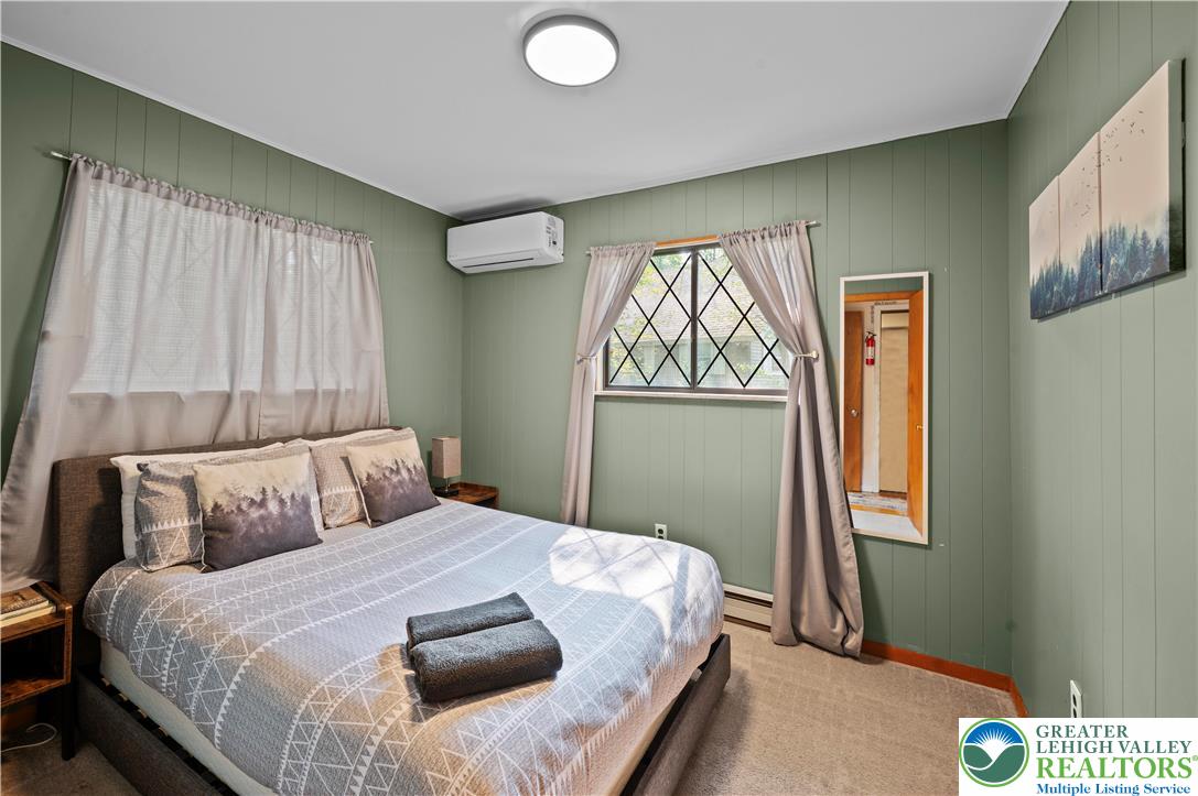 Coolbaugh Twp, Pennsylvania 18347, United States, 3 Bedrooms Bedrooms, ,2 BathroomsBathrooms,Residential,Active,205705